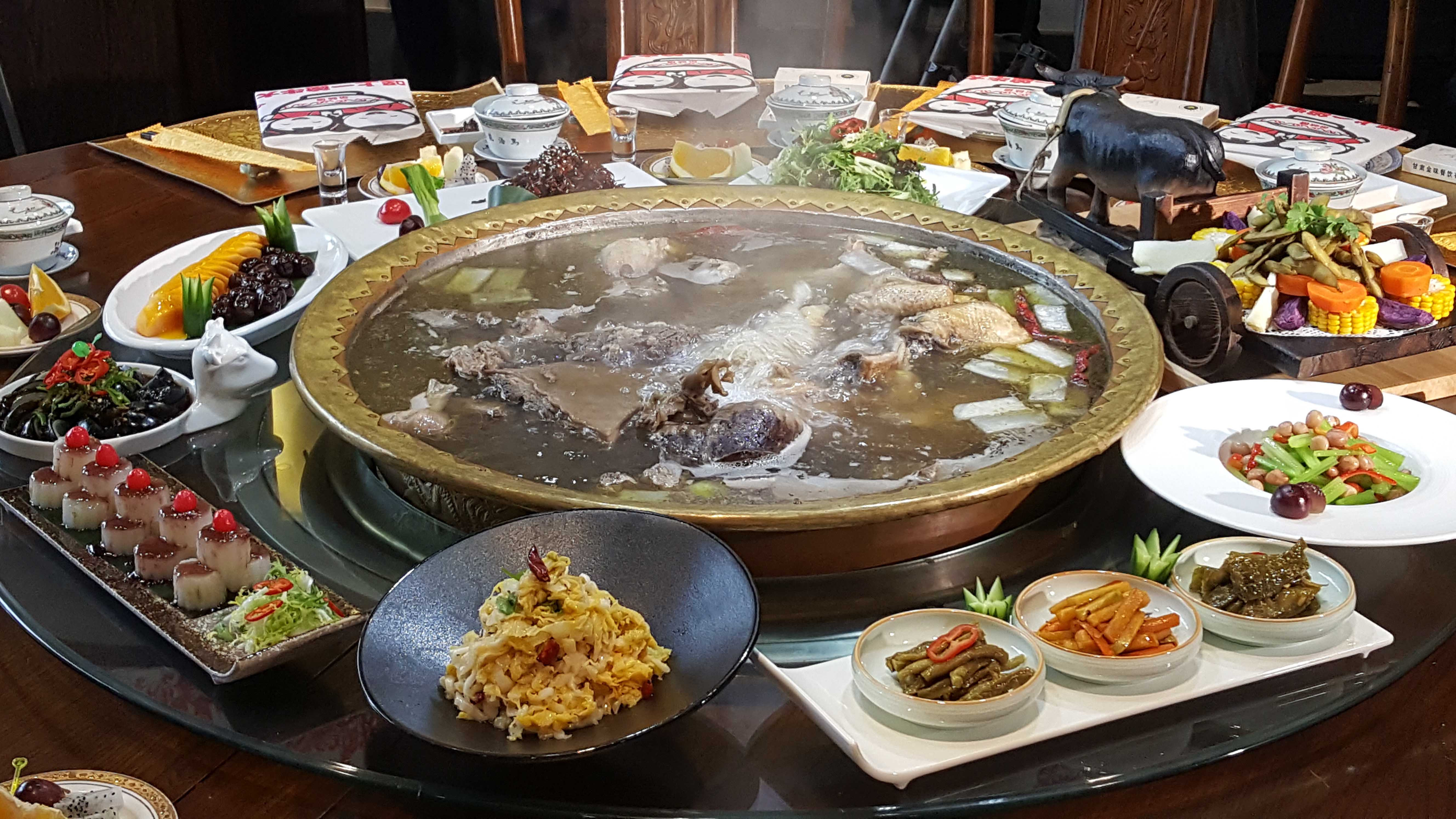 �������